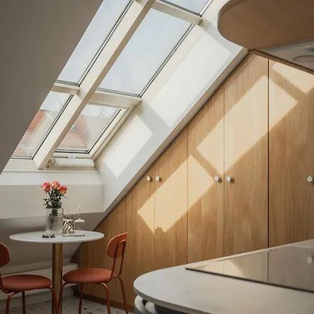 New! Mini-designer Rooftop Ac & Garden, Castle! Appartamento Praga