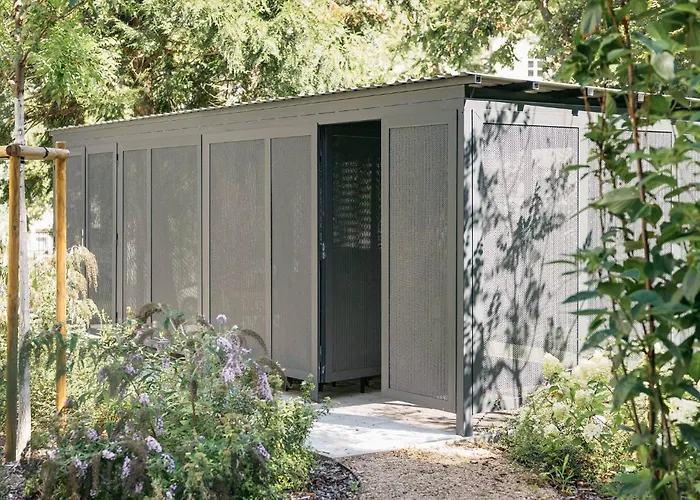 New! Mini-designer Rooftop Ac & Garden, Castle! דירה *